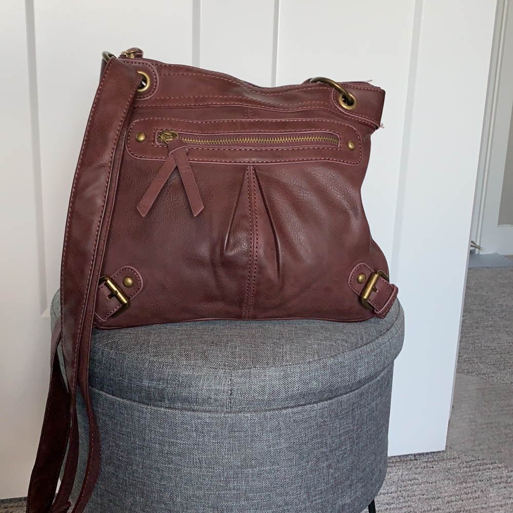 Burgundy crossbody purse!